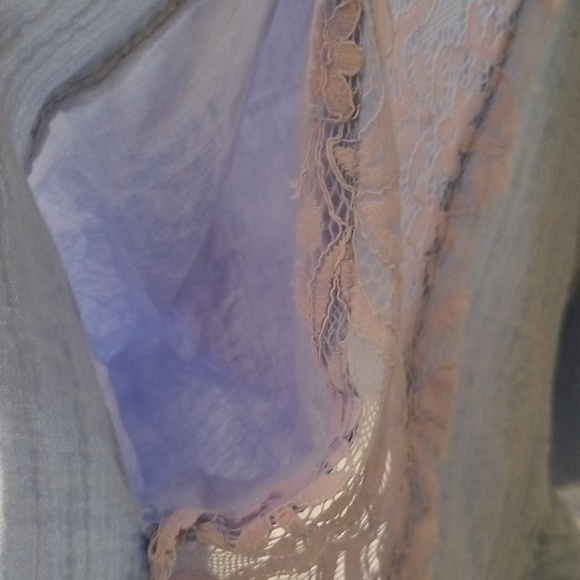 Oli & Hali Oversized Boho Top Button-Up Washed Lace Ruffle Frayed Hem Periwinkle - Picture 12 of 17